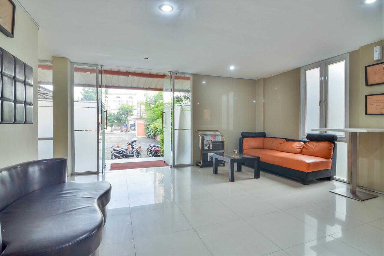Image Hotel And Resto Bandung Kültér fotó