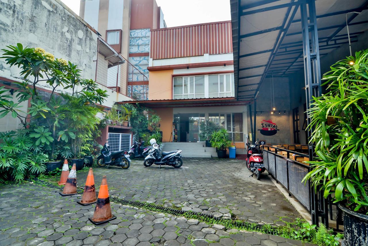 Image Hotel And Resto Bandung Kültér fotó